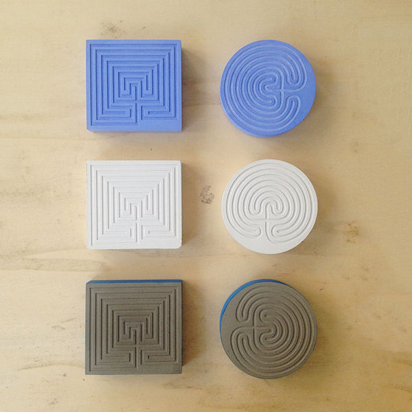 Labyrinth Round Press Papier