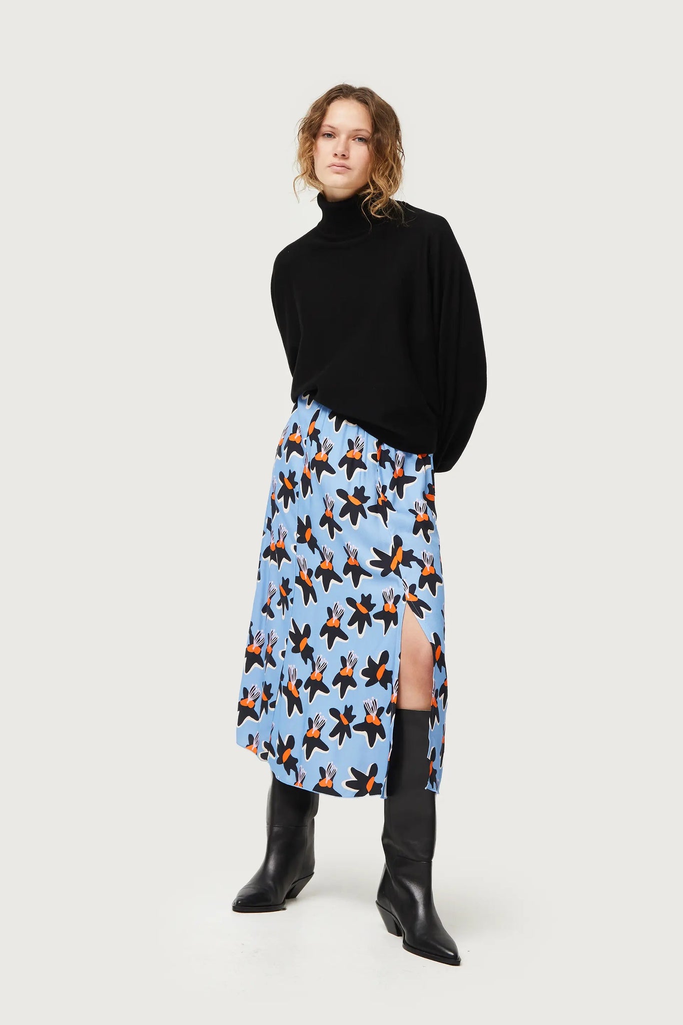 Blue Calatea floral print midi skirt