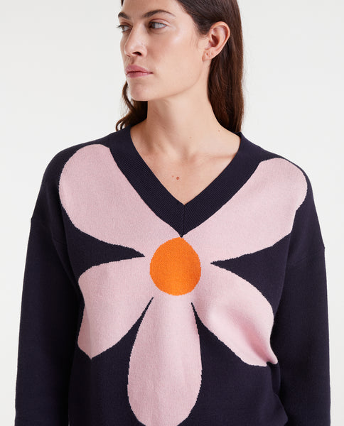 Jacquard knit sweater with big navy blue flower print