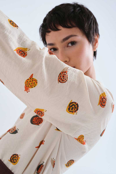 Snail print shirt