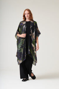 Orchid Black Wool Throwover