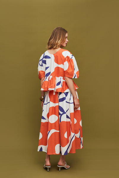 The Long Skirt - Blume