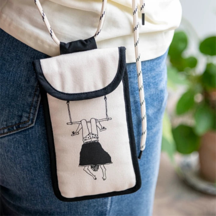 Phone pouch Trapeze girl